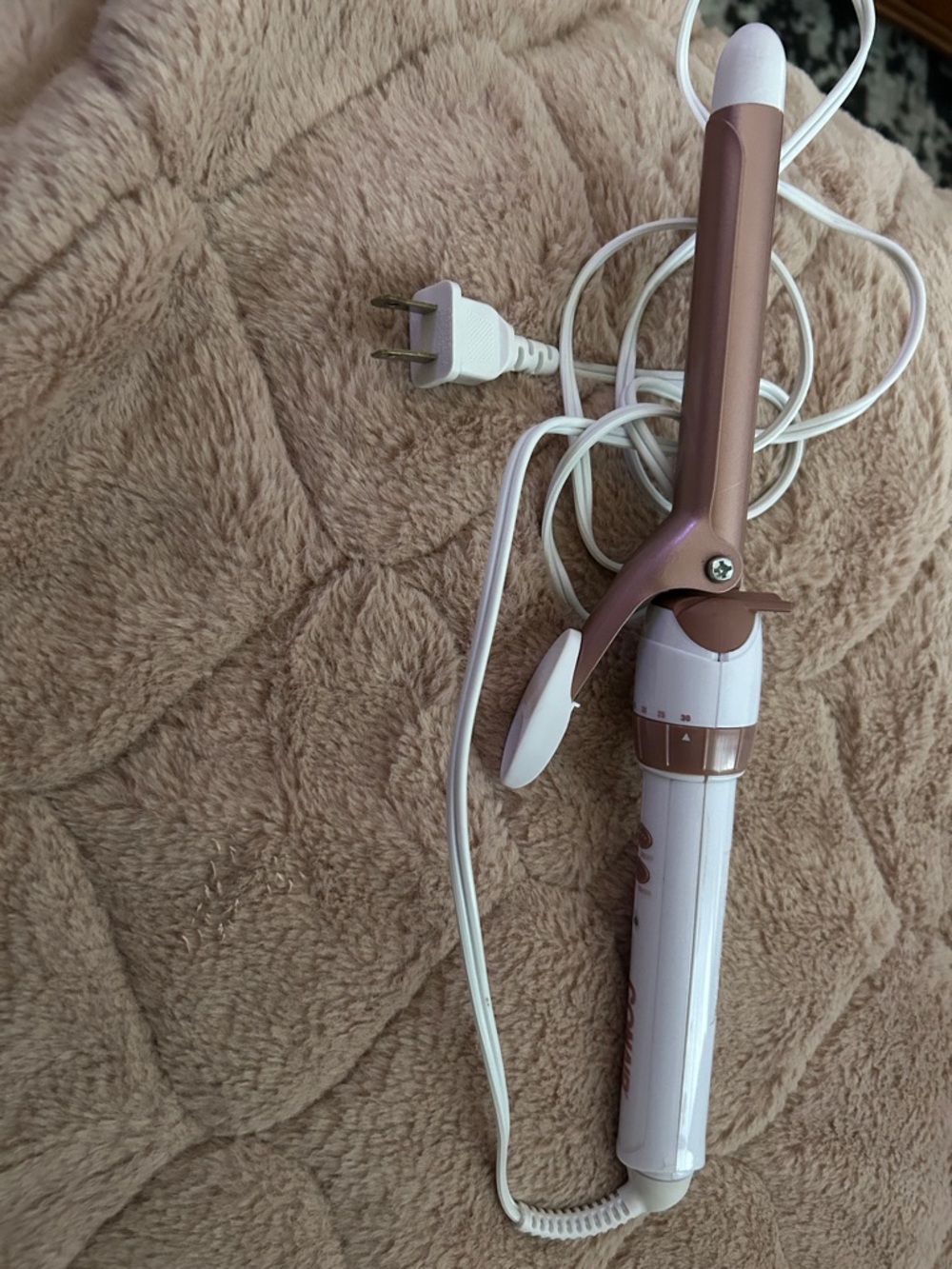 Rose Gold and White Curling Iron - Compact Styling Tool